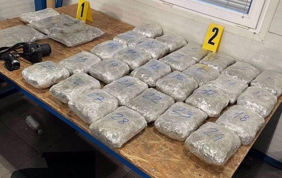 Sırbistan’da Bir Kosovalı 18 Kg Uyuşturucu ile Yakalandı