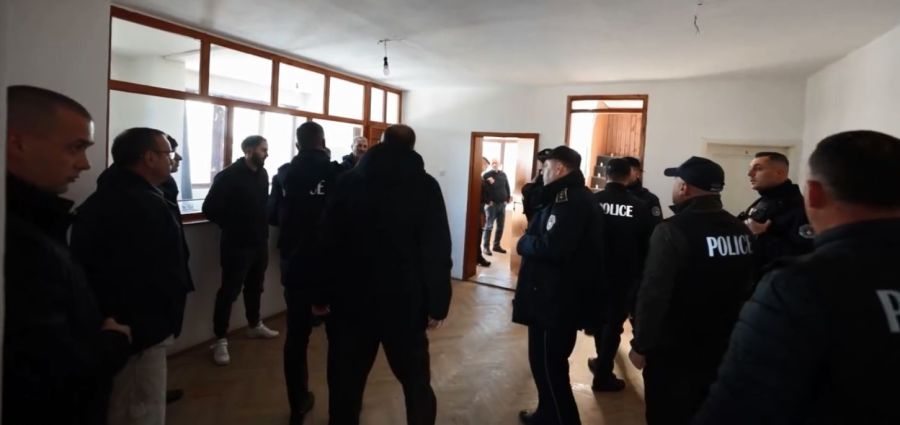 Dragaş’ta 4 Paralel Sırp Belediyesi Kapatıldı
