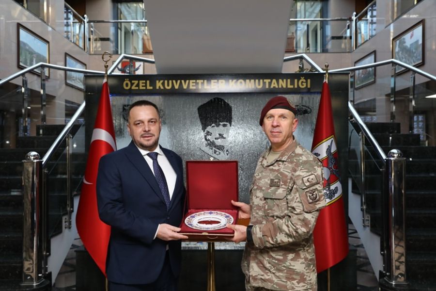 Maqedonci, Türkiye Özel Kuvvetler Komutanlığı’nı Ziyaret Etti