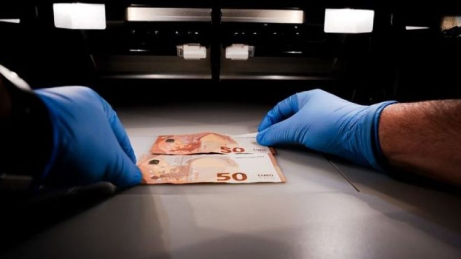 5 ve 100 Euro’luk Banknotlar da Dahil, 2.000 Sahte Euro’ya El Konuldu