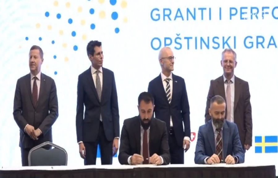 11 Belediyeye 8.3 Milyon Euro Performans Bağışı