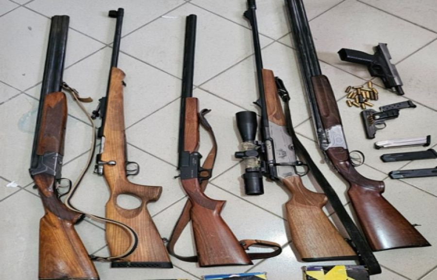 Polis Gilan’da Bir Köyde Silah ve Uyuşturucu Ele Geçirdi