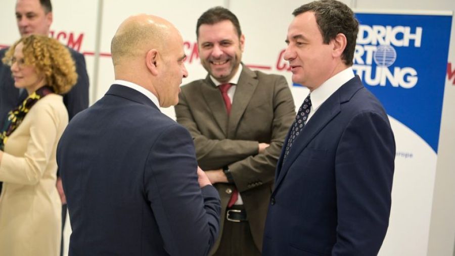 Kurti Üsküp'te, Avrupa Sosyalist Partisi'nin Kardeş Partilerinin Bölgesel Toplantısına Katıldı