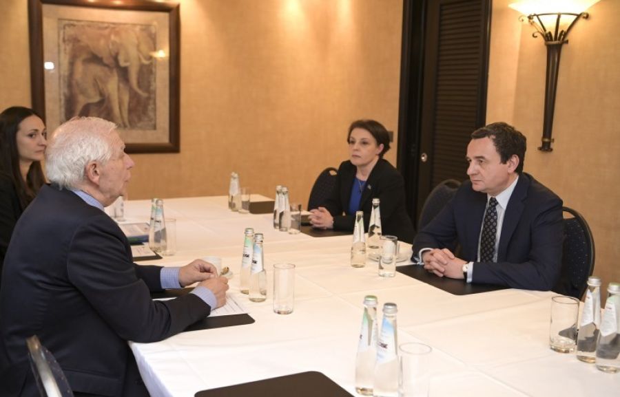 Kurti, Borell ve Lajçak’tan Kosova’ya Yönelik Tedbilerin Kaldırılmasını İstedi