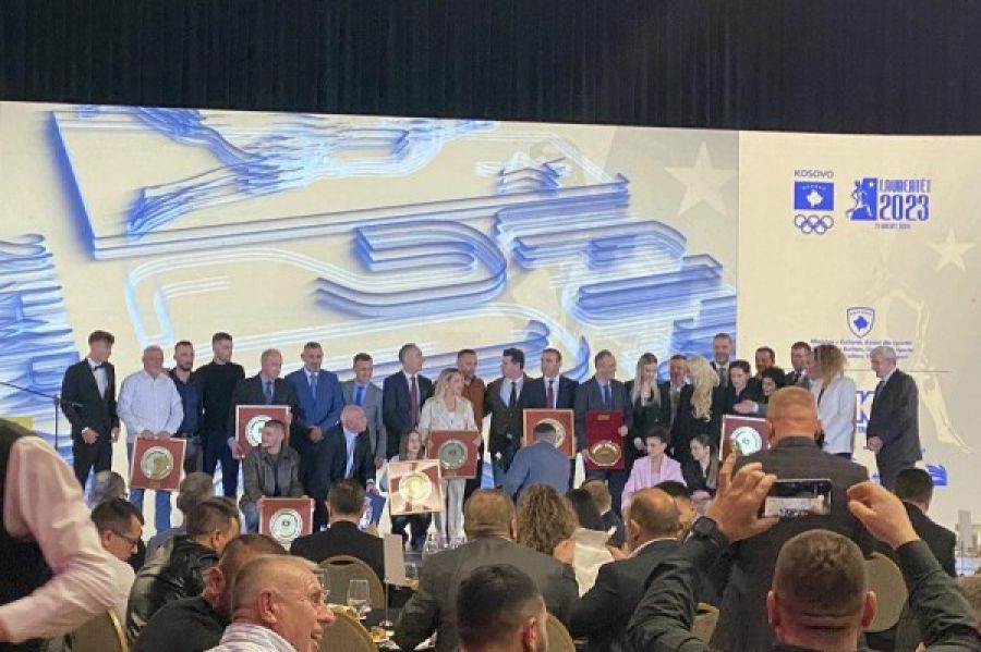 Distria Krasniqi ve Akil Gjakova 2023'ün En İyi Sporcuları
