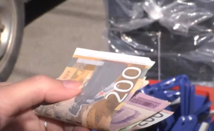 Kosova, Dinar’la İlgili Toplantıda Siyasi Düzeyde Temsil Edilmeyi Reddetti; Sırbistan Baş Müzakereciyi Atadı