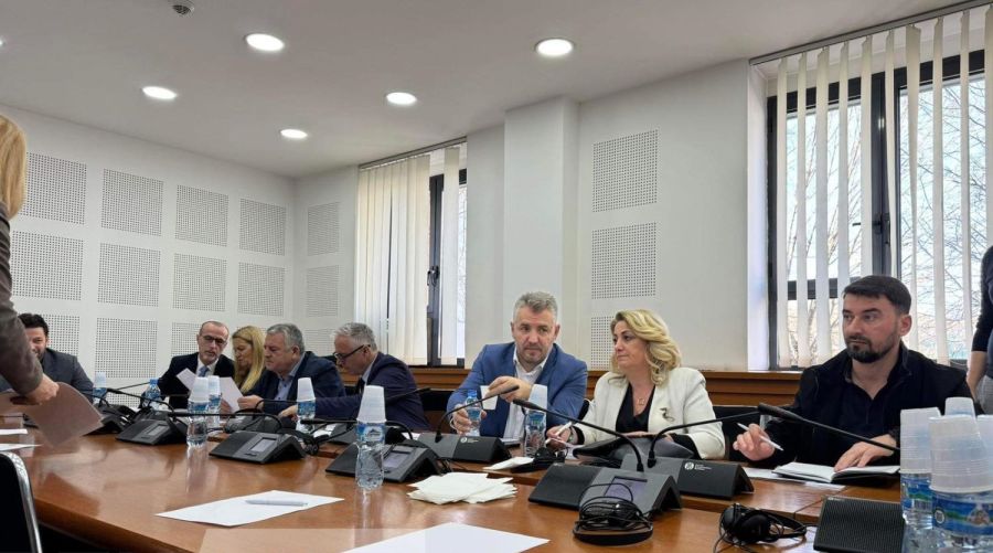 Komisyon, RTK Yönetim Kurulu Adayları İçin Mülakata Başladı