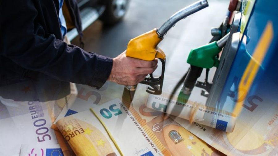Vatandaşlar Hükümet’in Petrol Fiyatları Kararından Memnun