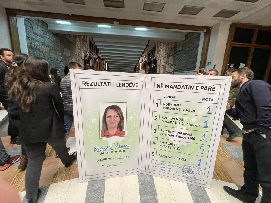 Polis PSD Üyelerinden Birkaçını Tutukladı