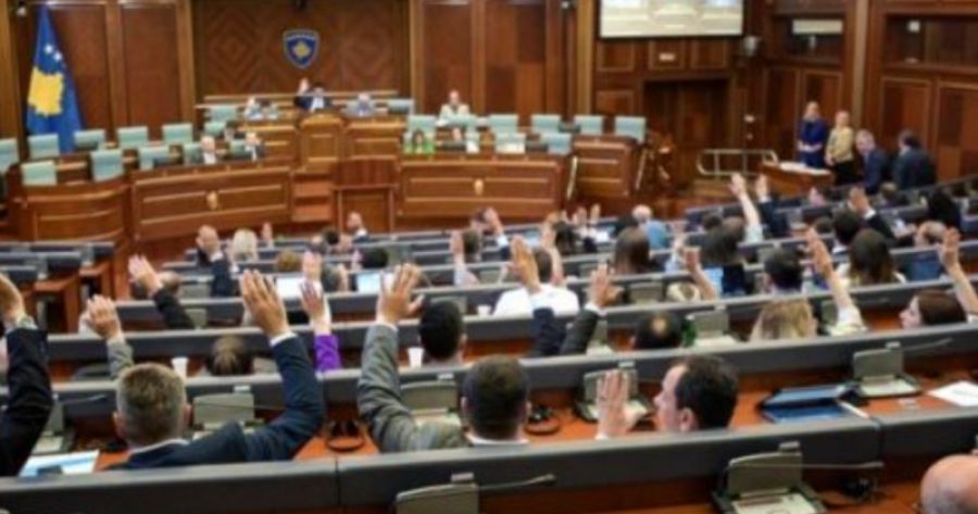 Meclis’in Bugünkü Oturumunun Gündeminde Tek Kaynaklı İhaleler