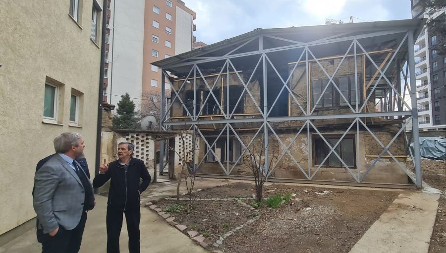 Milletvekili Kervan, Mitroviça Köroğlu Ailesi ve Konağını Ziyaret Etti