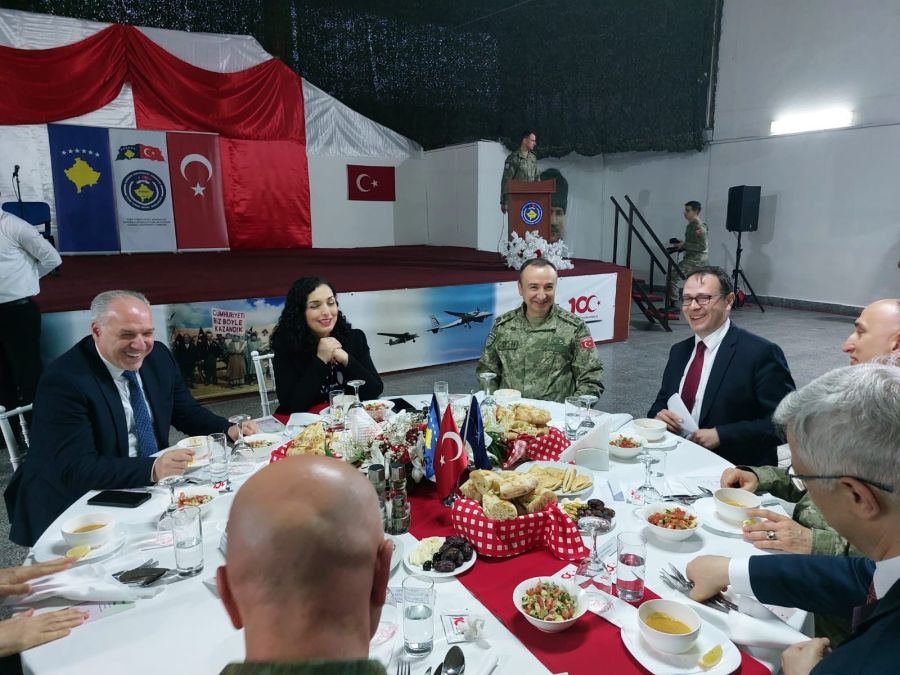 Mehmetçik İftarında Cumhurbaşkanı Osmani Konuşmasını Türkçe Gerçekleştirdi