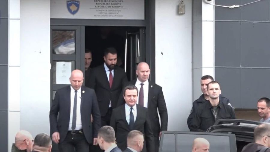 Başbakan Kurti, Kuzeyindeki Belediyeleri Ziyaret Etti
