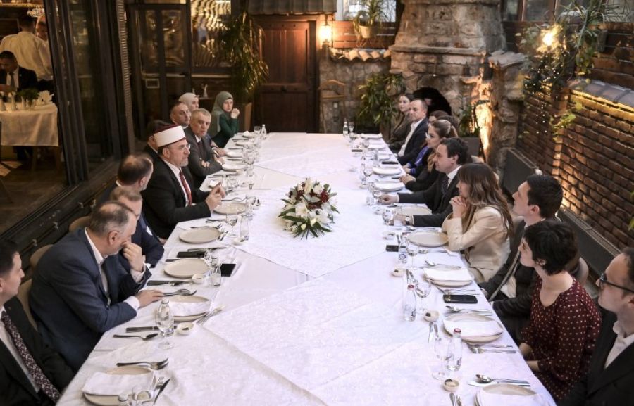 Kurti, Kosova İslam Birliği Temsilcilerine İftar Verdi
