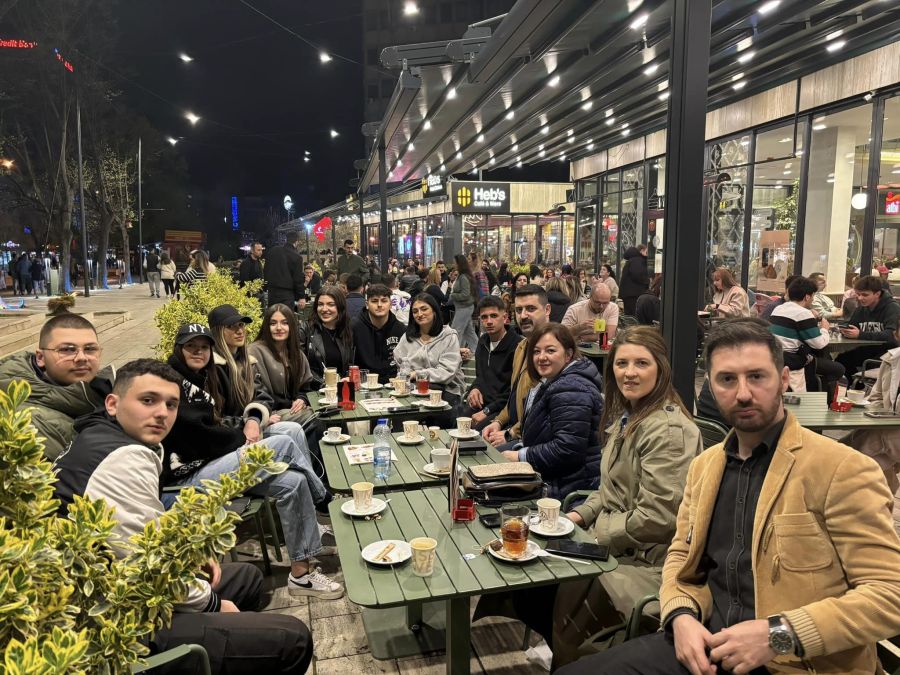 Priştine Gençleri Nüfus Sayımı İçin Buluştu