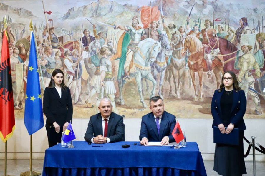 Vërmica Sınır Noktasından 9 Ay Boyunca Kontrolsüz Geçiş Anlaşması İmzalandı