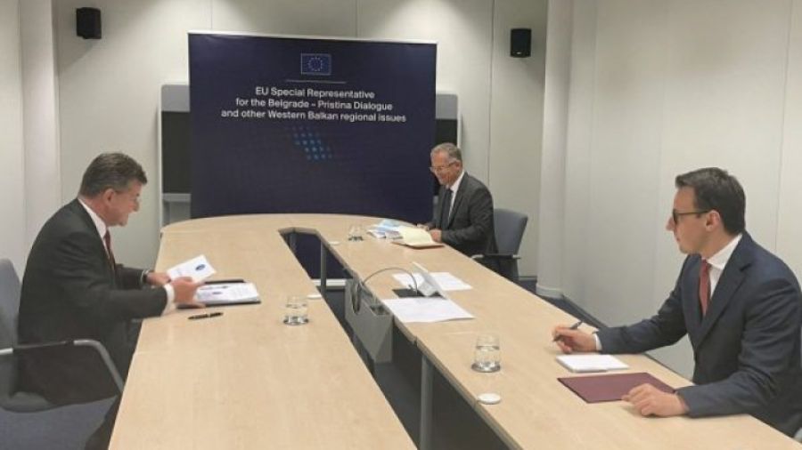 Bislimi ve Petkoviç’in Sıradaki Görüşmede “Açık Fikirli” Olmaları Bekleniyor
