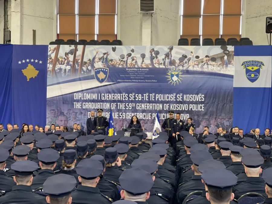 Osmani, Polis Öğrencilerin Mezuniyet Törenine Katıldı