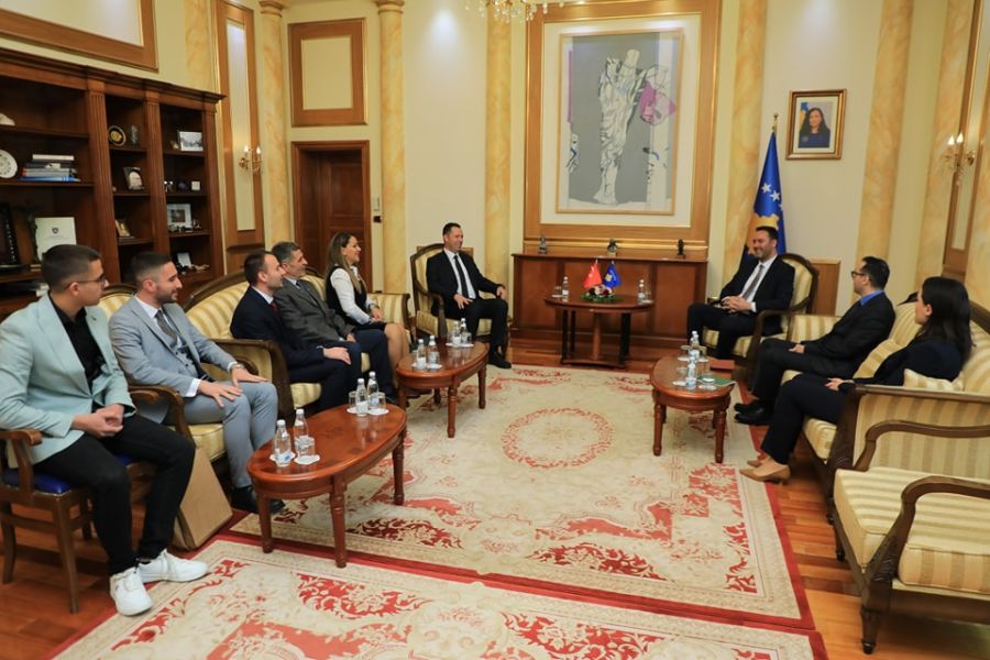 Meclis Başkanı Konjufca YTHP Heyetini Kabul Etti