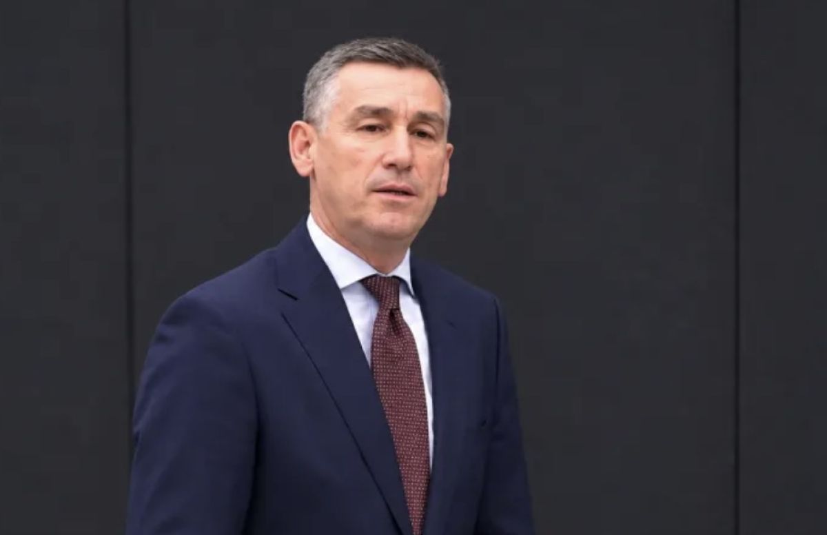 Kadri Veseli’nin Savunma Ekibinden İki Avukat Ayrıldı