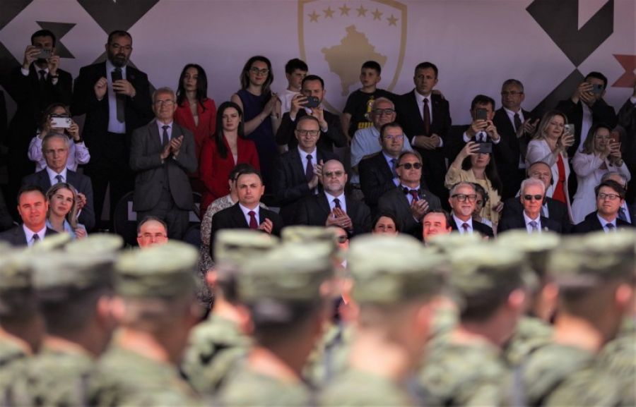 Hovenier: ABD,  Kosova’daki Rolünden Gurur Duyuyor