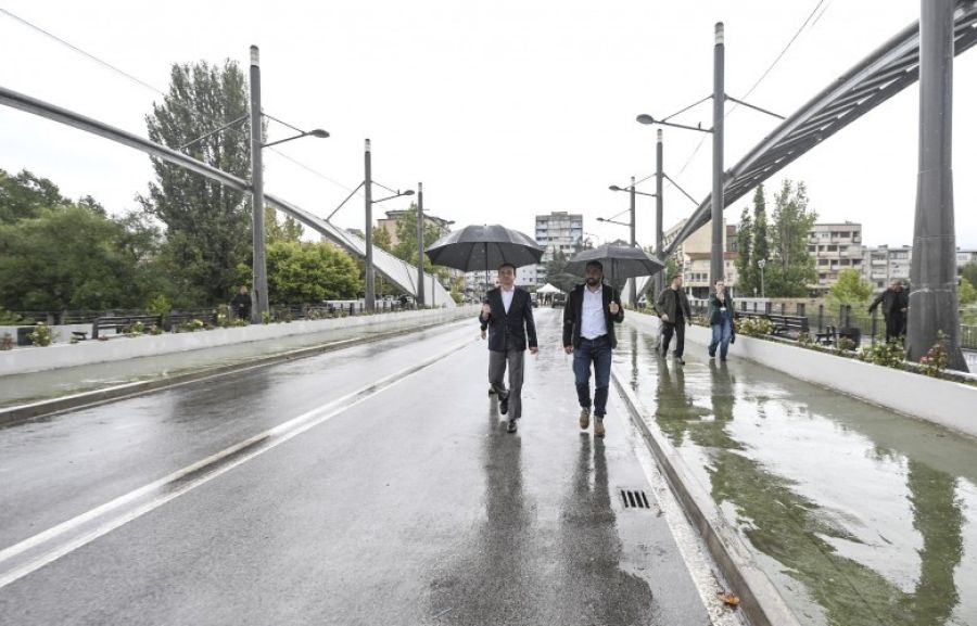 Kurti: İbre Köprüsü Açılmalı, QUINT ve KFOR'u Bekliyoruz