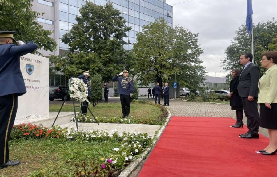 11 Eylül Kurbanları İçin Saygı Duruşunda Bulunuldu