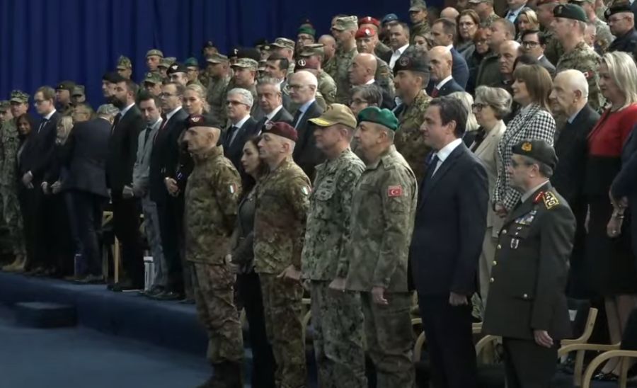 Kosova’da KFOR Komuta Değişimi Törenine Osmani ve Kurti Katıldı