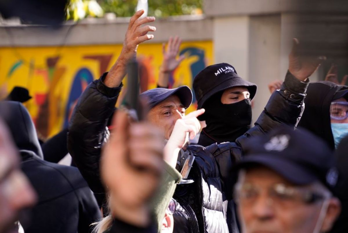 Arnavutluk’taki Protestolardada Yaralı Sayısı 310’a Yükseldi