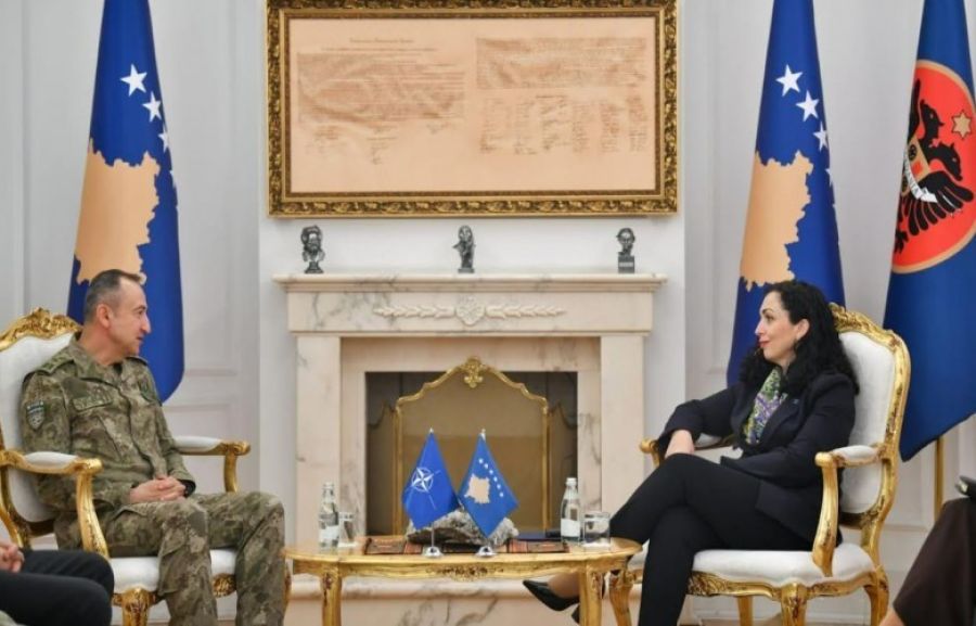 Osmani, KFOR Komutanı Ulutaş’ı Veda Görüşmesinde Ağırladı