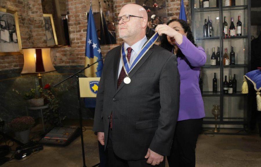Hovenier: Kosova'da Hizmet Etmek Bir Ayrıcalıktı