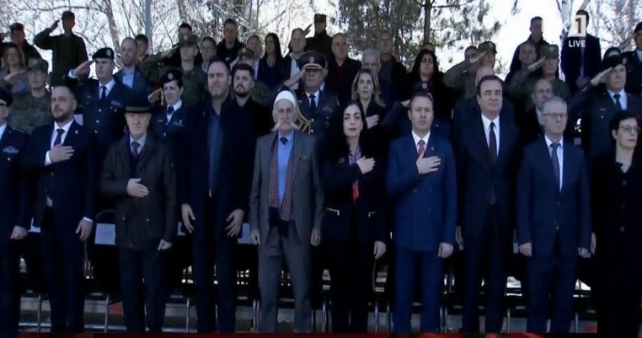 UÇK Destanı İçin “Adem Jashari” Kışlasında Tören Düzenlendi