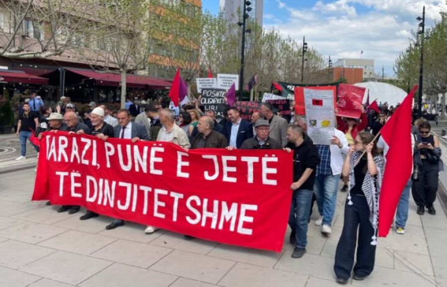 1 Mayıs’ta Priştine’de Protesto Yürüyüşü