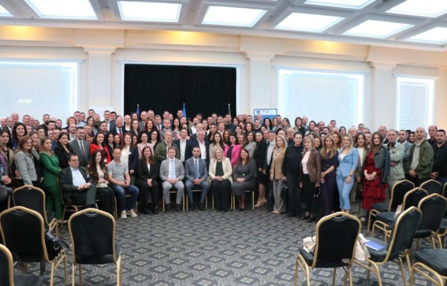 315 Kamu Görevlisine Sertifika