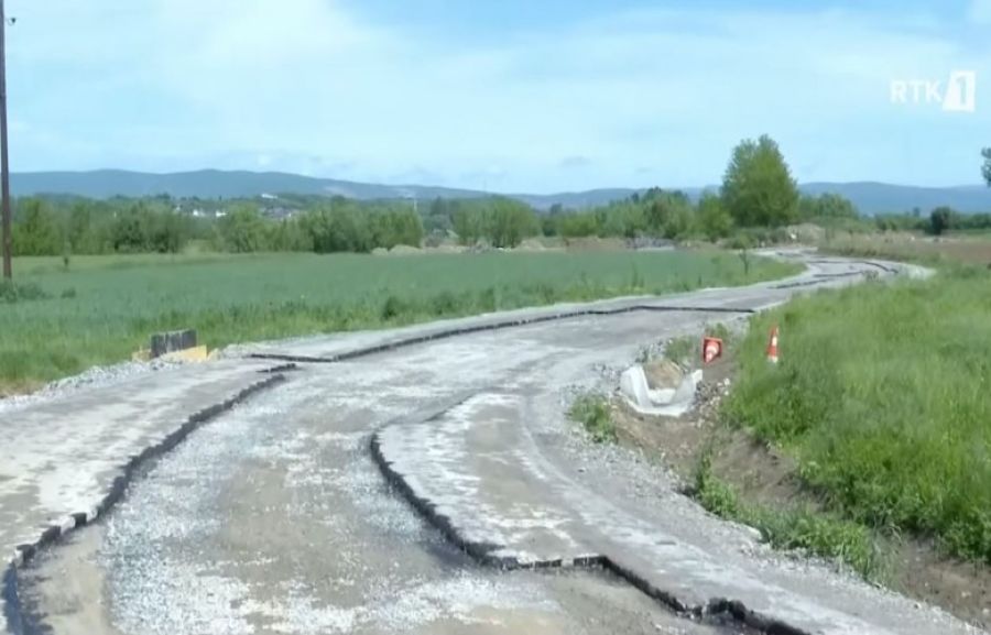 Yapımından Üç Ay Sonra Arbanas-Mamuşa Yolu Kullanılamaz Durumda