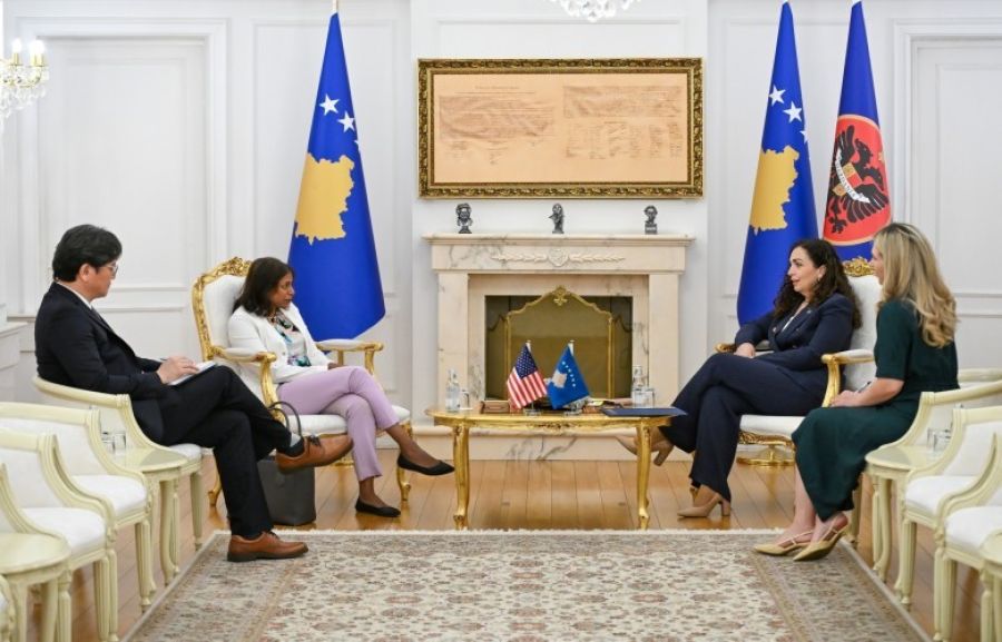 Cumhurbaşkanı Osmani, ABD'nin Kosova Maslahatgüzarı ile Görüştü