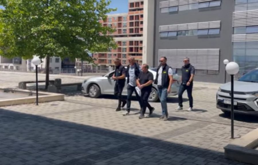 Casuslukla Suçlanan Jevtiç’e Bir Ay Gözaltı
