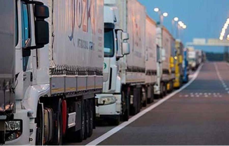 Aşırı Sıcaklar Nedeniyle 15 Ton Üzeri Araçlara Trafik Kısıtlaması Getirildi