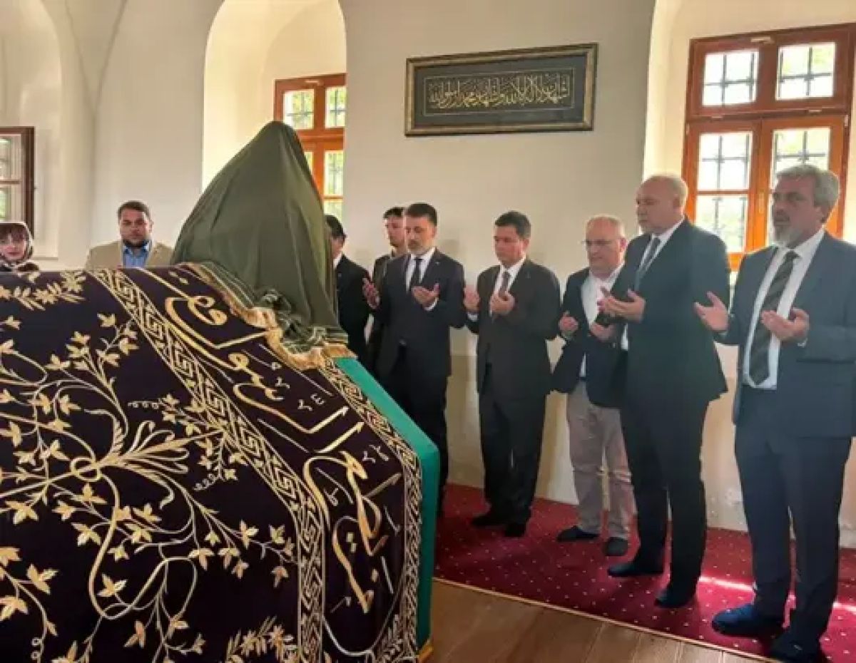 Sultan 1. Murad, Vefatının 637. Yılında Kosova'daki Türbesinde Anıldı