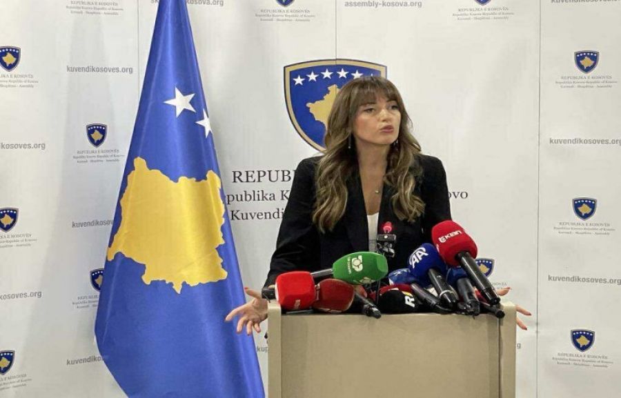 Meclis, Sırp Listesi’nin Rehini Olamaz