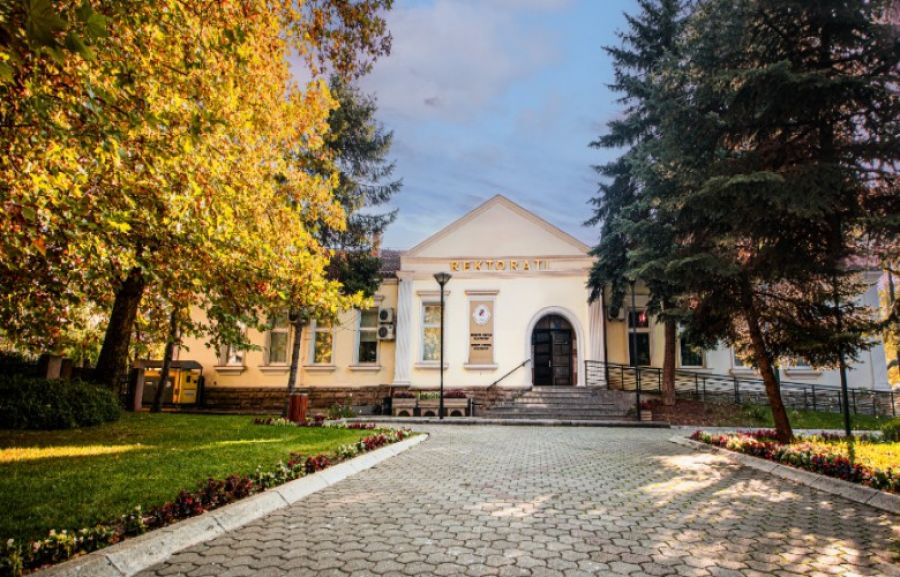 Priştine Üniversitesi Öğrenci Kayıtları İçin Ek Süre Açtı