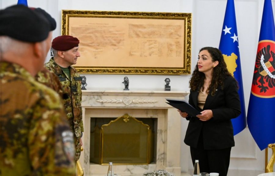 KFOR Komutanı General Barduani’ye Kosova “Cumhurbaşkanlığı Askeri Madalyası”  