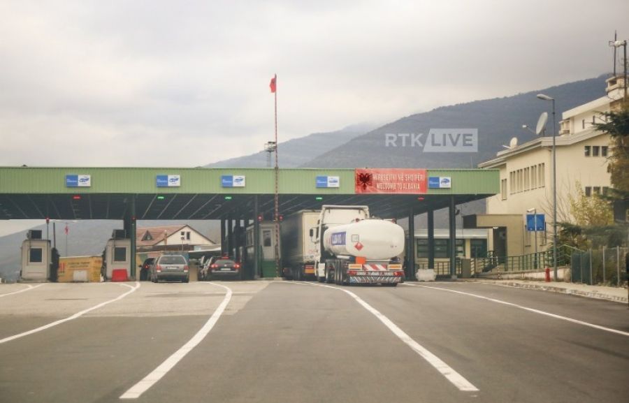 Kosovalıların Eylül Ayında da Tercihi, Arnavutluk Sahili