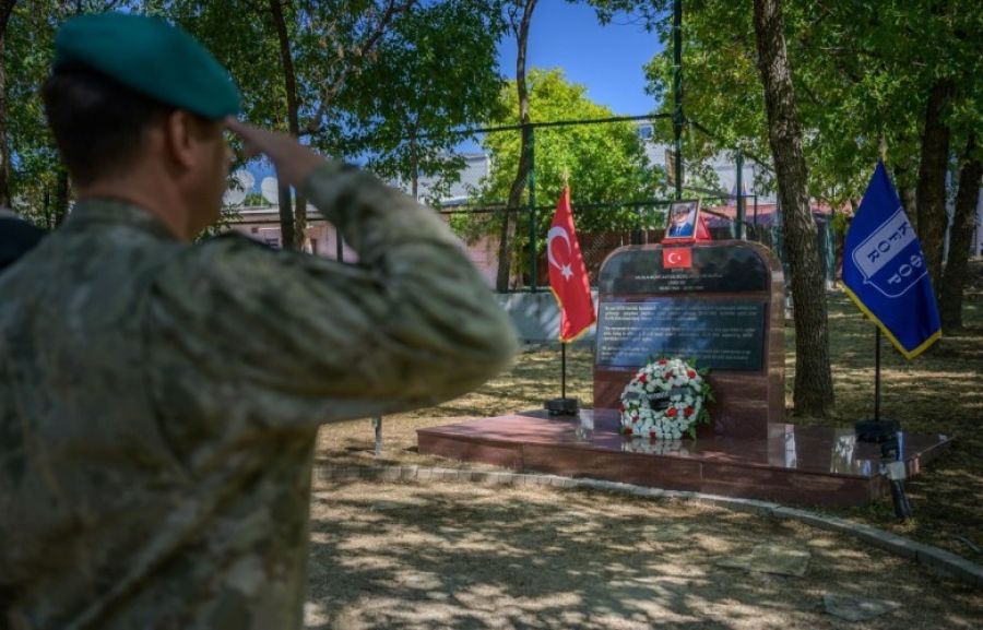 KFOR, 1999’da Kosova’da Hayatını Kaybeden Türk Askerini Andı