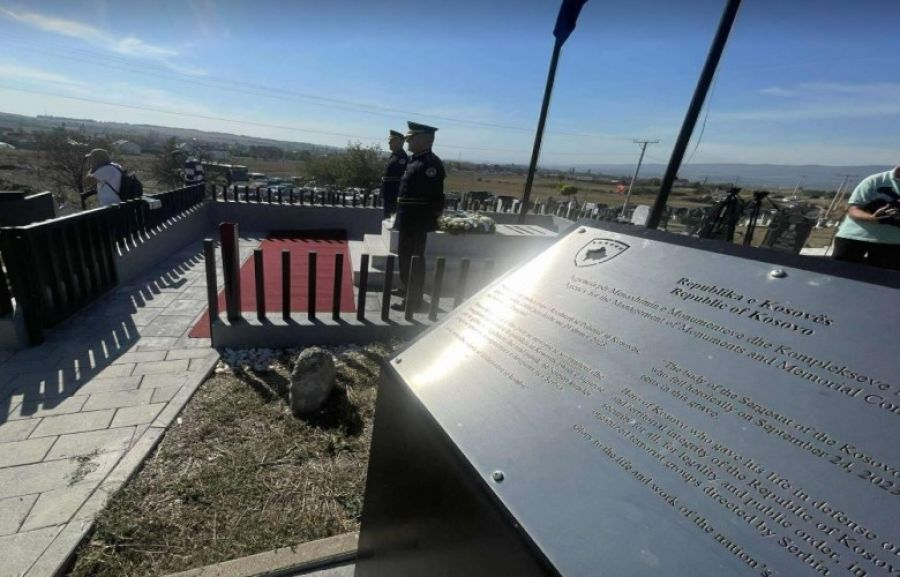 Şehit Polis Afrim Bunjaku Mezarı Başında Anıldı
