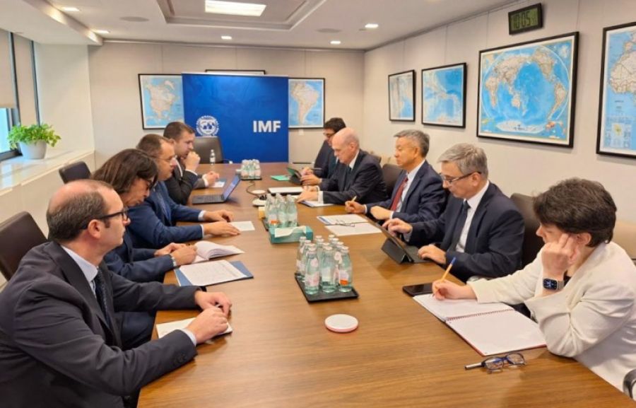 Kosova Merkez Bankası Başkanı Ismaili, IMF Üst Düzey Yetkilisi ile Görüştü