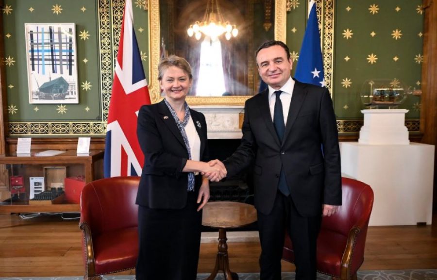 Kurti Londra’da: “Kosova’nın güvenliği, sınırlarının güvenliğidir”