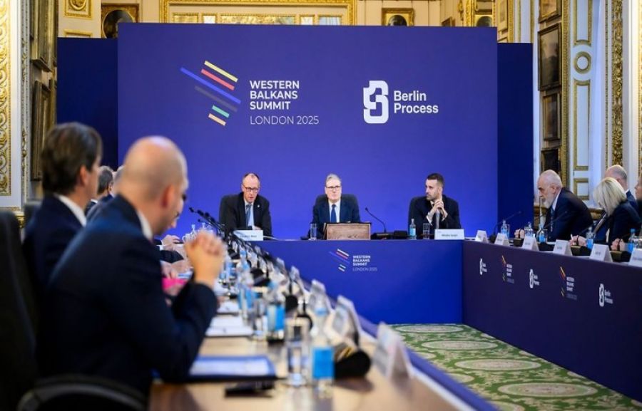 Merz’den Kosova ve Sırbistan’a Diyalog ve Normalleşme Çağrısı