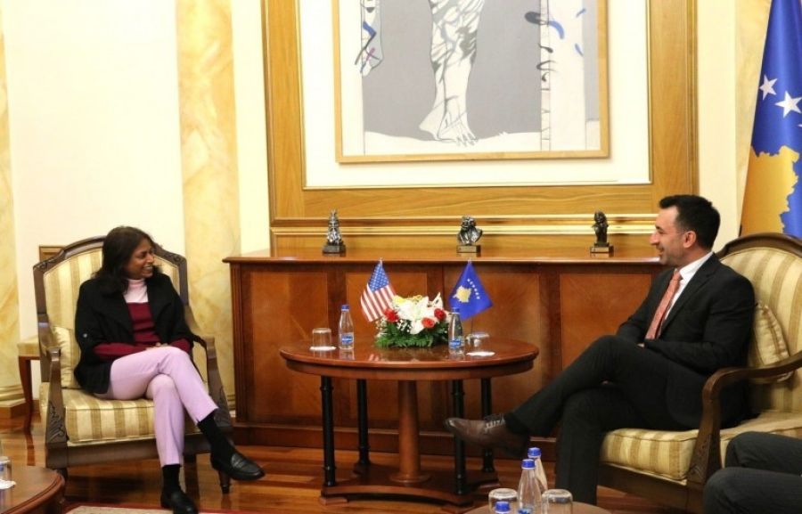 Basha ve Prattipati, Siyasi Gelişmeleri ve RTK Çalışanlarının Maaşlarını Görüştü