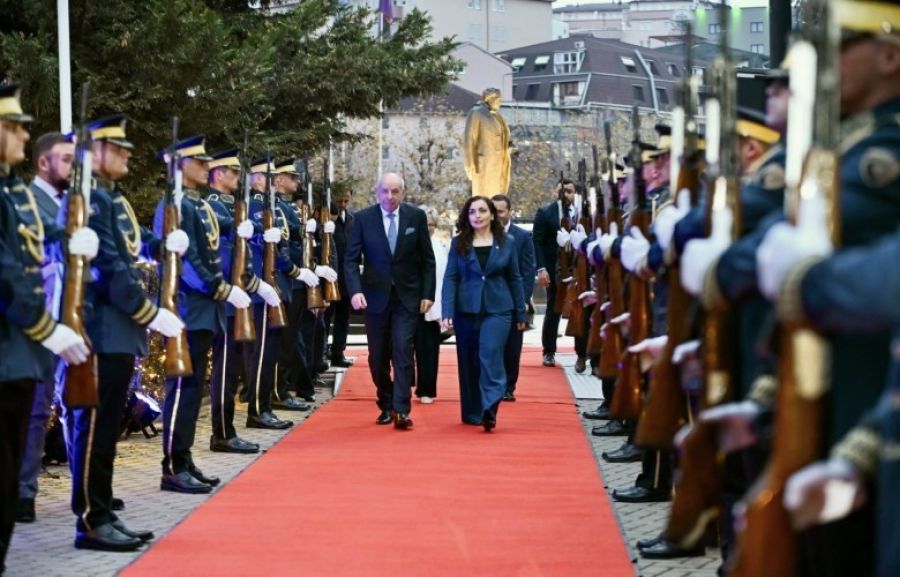 Macaristan Cumhurbaşkanı Sulyok, İlk Resmi Çalışma Ziyareti İçin Kosova’da